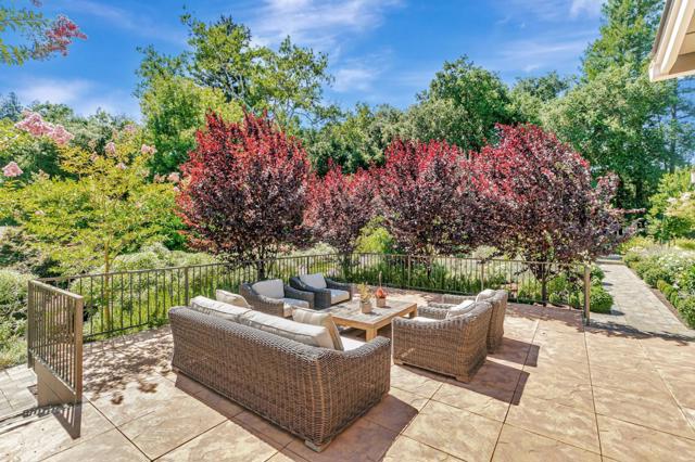 19273 Citrus Lane, Saratoga CA: https://media.crmls.org/mediaz/ca45de3d-cb18-4c28-a5ed-06c4382b8cc1.jpg
