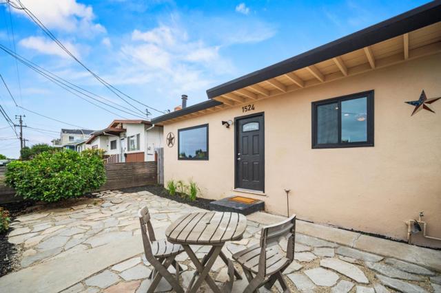 1524 Luxton Street, Seaside CA: https://media.crmls.org/mediaz/ca46d39d-e783-4065-87c0-3b13e39868bb.jpg