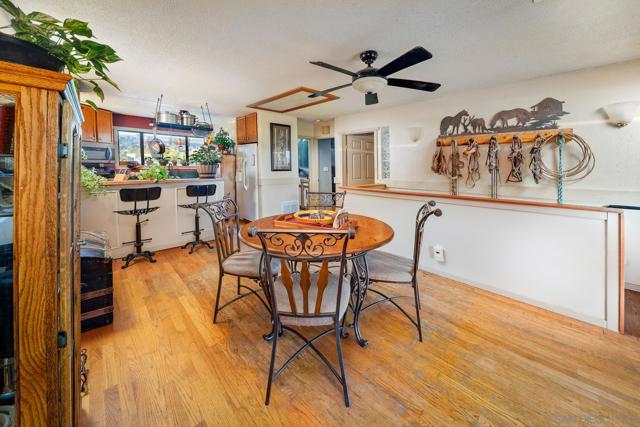 31141 Saddleback Rd, Valley Center CA: https://media.crmls.org/mediaz/ca4720ed-9976-441e-84f1-222dcb64c79f.jpg