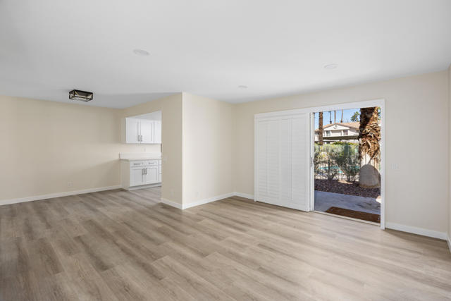 505 S Farrell Drive, Palm Springs CA: https://media.crmls.org/mediaz/ca476ca4-b23f-4614-a2b8-b34e957a2967.jpg