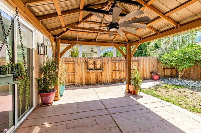 3760 Mirtoon Sea Avenue, Sacramento CA: https://media.crmls.org/mediaz/ca481cc9-7413-473f-b9ae-9f69a2caf791.jpg