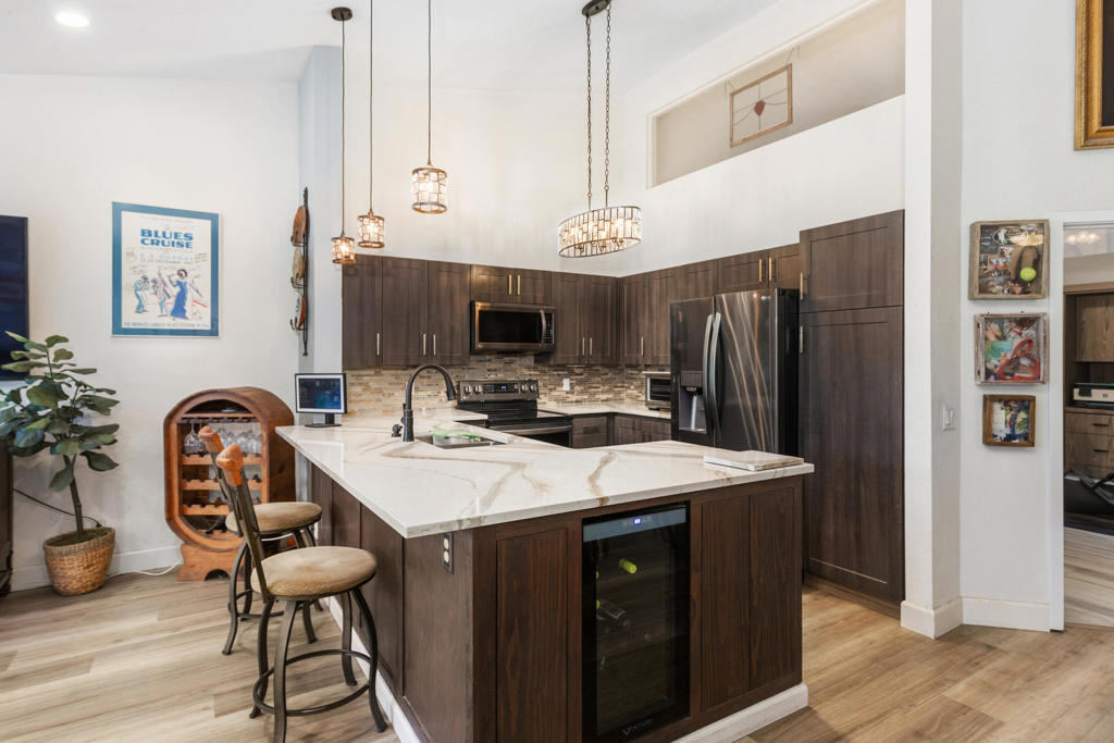 MLS #219138261DA image #11