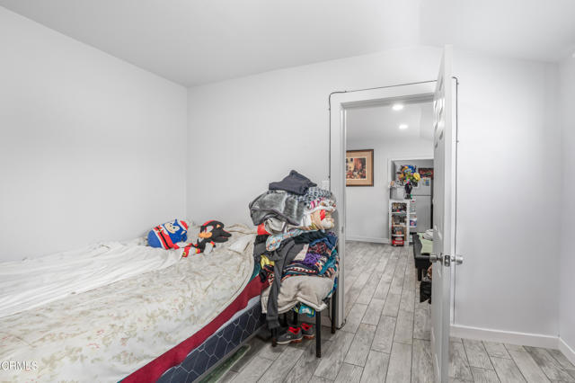 136 N Garfield Avenue, Oxnard CA: https://media.crmls.org/mediaz/ca4916aa-1d23-4a09-89a9-2d10a6a61f24.jpg