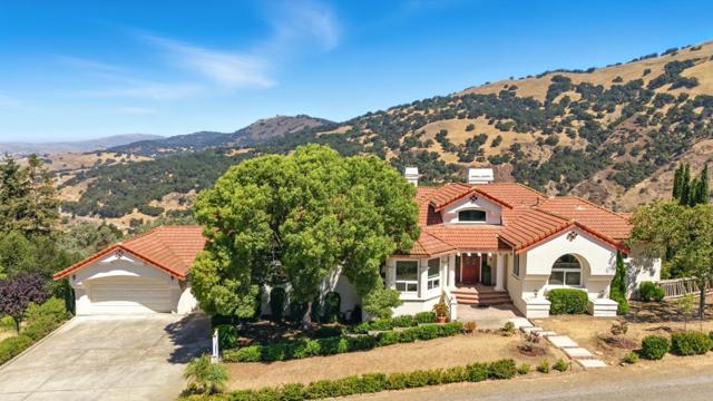 15610 Oakridge, Morgan Hill CA: https://media.crmls.org/mediaz/ca492c80-962b-41ed-969c-6029f35c6cee.jpg