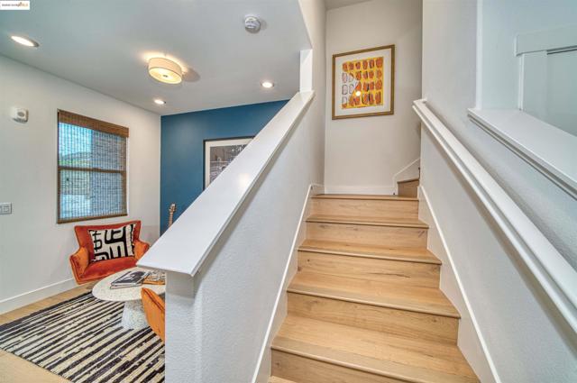 28973 Parkwood Lane, Hayward CA: https://media.crmls.org/mediaz/ca499d61-92d2-47e0-9f65-57065cc9b961.jpg