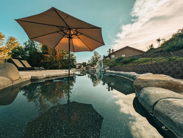 Image 65 of 75 For 9848 Vista Viejas