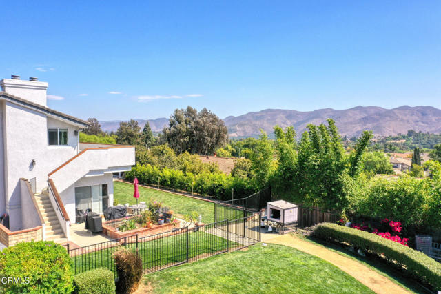 2207 Terra Bella Lane, Camarillo CA: https://media.crmls.org/mediaz/ca49aaf6-dc54-47f5-98e0-ad9395d03b3a.jpg