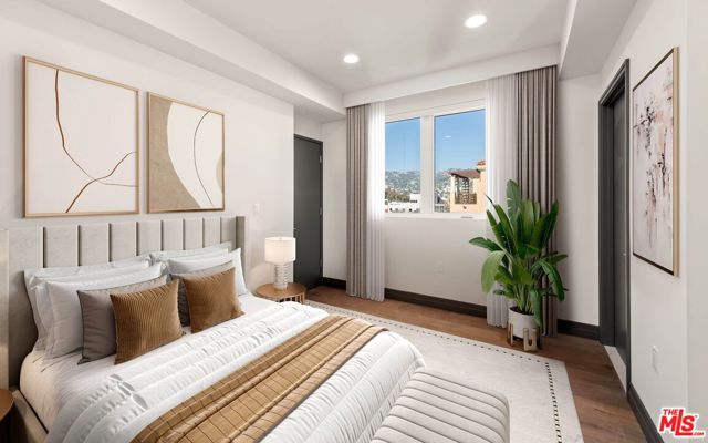 116 N Orlando Avenue, Los Angeles CA: https://media.crmls.org/mediaz/ca4a003c-8351-4935-b72a-fa3ea153f46f.jpg