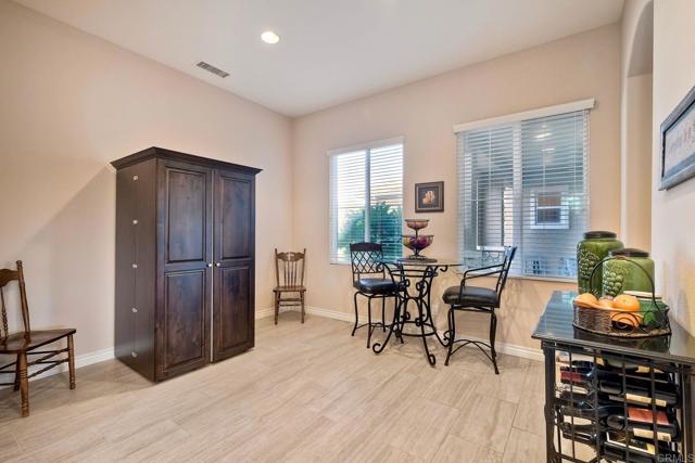 2682 Dundee Glen, Escondido CA: https://media.crmls.org/mediaz/ca4a00d3-9fb1-43d6-9128-996b004dd66e.jpg