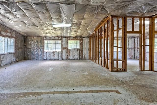 Detail Gallery Image 16 of 17 For 343 Hill Dr, Vista,  CA 92083 - – Beds | – Baths