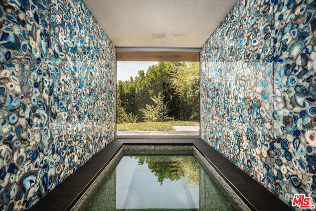 MLS #25575239 img 28