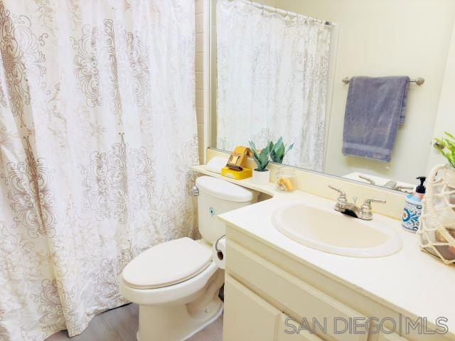 Image 11 of 29 For 9444 Twin Trails Dr  104