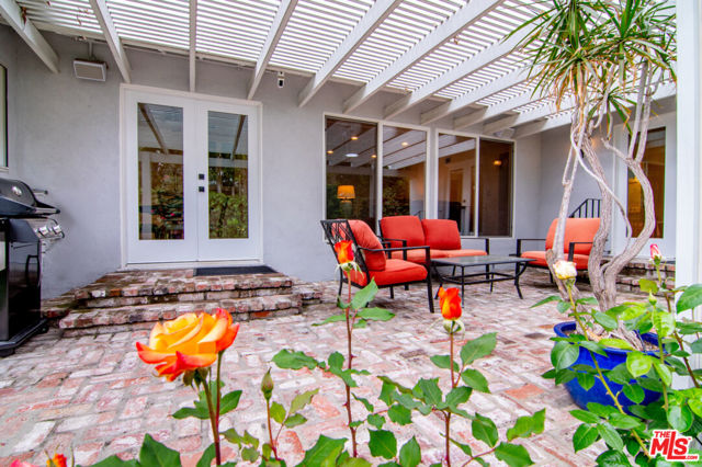 12954 Otsego Street, Sherman Oaks CA: https://media.crmls.org/mediaz/ca4b7994-3af0-497e-ab4a-54e8bc36a7b6.jpg
