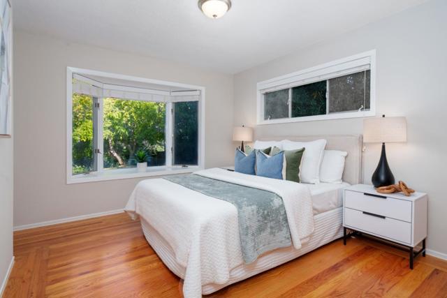 24821 Prospect Avenue, Los Altos Hills CA: https://media.crmls.org/mediaz/ca4b7fb8-93d3-4c9c-ae89-5291ede750af.jpg