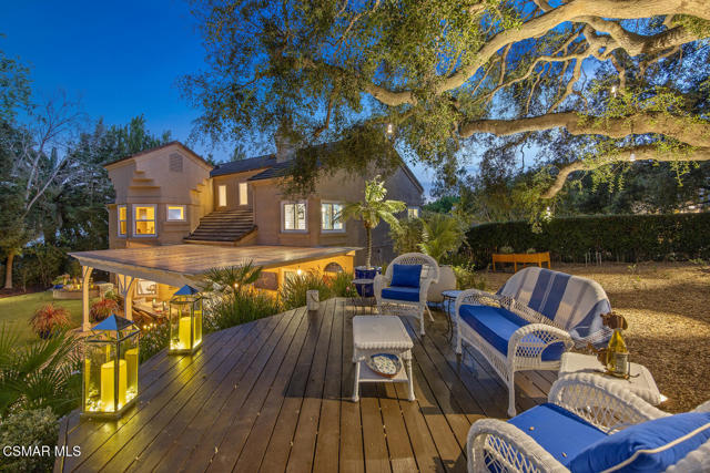 1732 Crooked Trail Place, Westlake Village CA: https://media.crmls.org/mediaz/ca4bded3-87b9-4399-afdb-6e6adc45c2f2.jpg