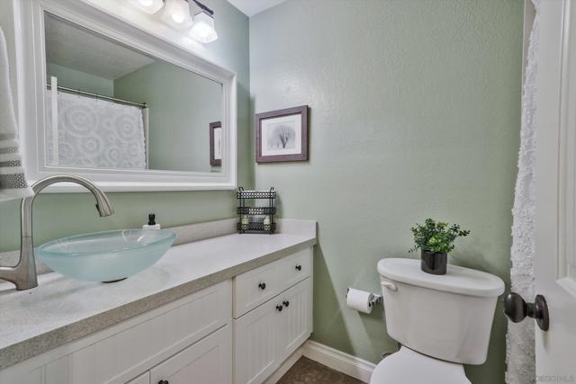 6974 Camino Pacheco, San Diego CA: https://media.crmls.org/mediaz/ca4c8707-4c87-4e7e-86b2-910cef27e302.jpg