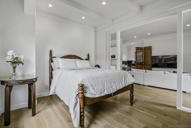 15823 The River Trail, Rancho Santa Fe CA: https://media.crmls.org/mediaz/ca4ceb2e-c958-40d2-94a5-293b276c05cb.jpg