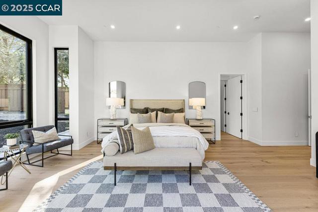 720 Laurel Dr, Walnut Creek CA: https://media.crmls.org/mediaz/ca4dce53-1e17-4946-87f0-09d6b59b1bd9.jpg