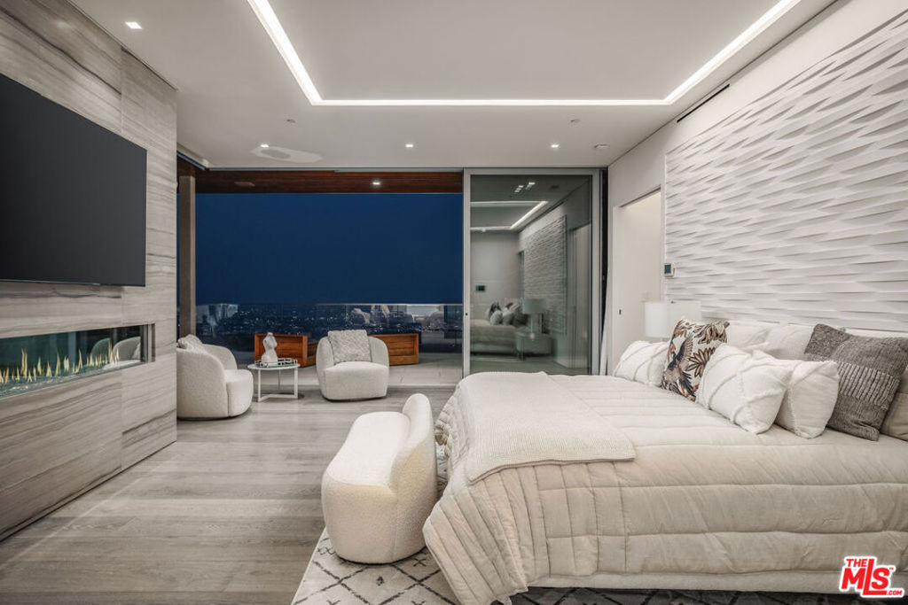 MLS #25575239 img 47