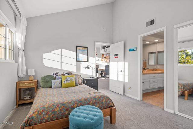 2106 Fox Den Court, Oxnard CA: https://media.crmls.org/mediaz/ca4fefd8-526e-4415-9c7a-22e99301fa5c.jpg