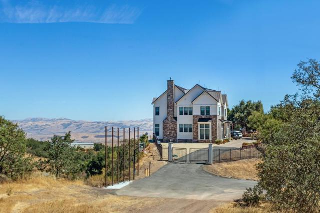 0 0 Via Vespero, San Jose CA: https://media.crmls.org/mediaz/ca5014c0-9b8f-4250-a507-bc131bfedae4.jpg