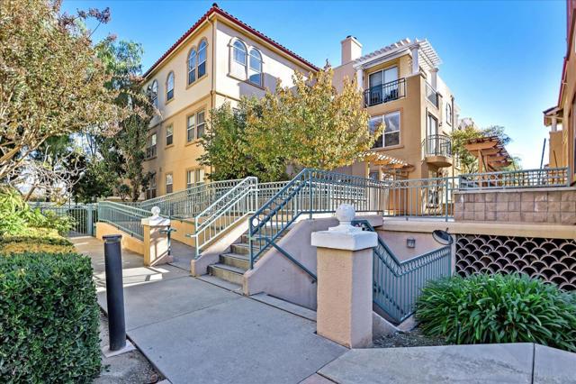 952 S 11th Street, San Jose CA: https://media.crmls.org/mediaz/ca50414e-9054-4bb9-968f-177be8a7a32b.jpg