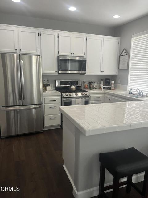 Detail Gallery Image 10 of 23 For 1027 Corte Primavera, Oxnard,  CA 93030 - 3 Beds | 2/1 Baths