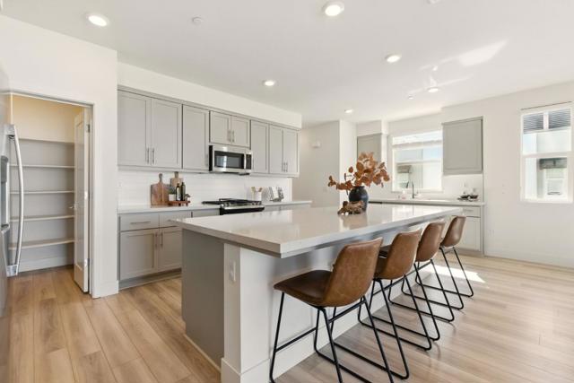 9608 Seawind Way, Newark CA: https://media.crmls.org/mediaz/ca51c811-deb2-4909-9769-cbe82154e629.jpg