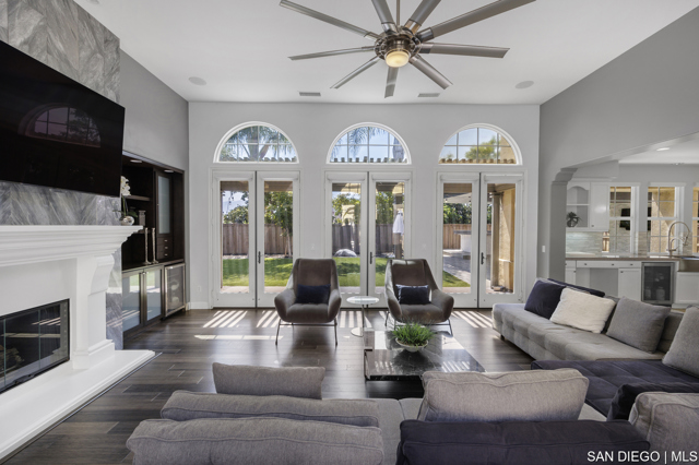 2832 Echo Ridge CT, Chula Vista CA: https://media.crmls.org/mediaz/ca52474b-d75f-4a94-ac47-1d6bc644d0a7.jpg