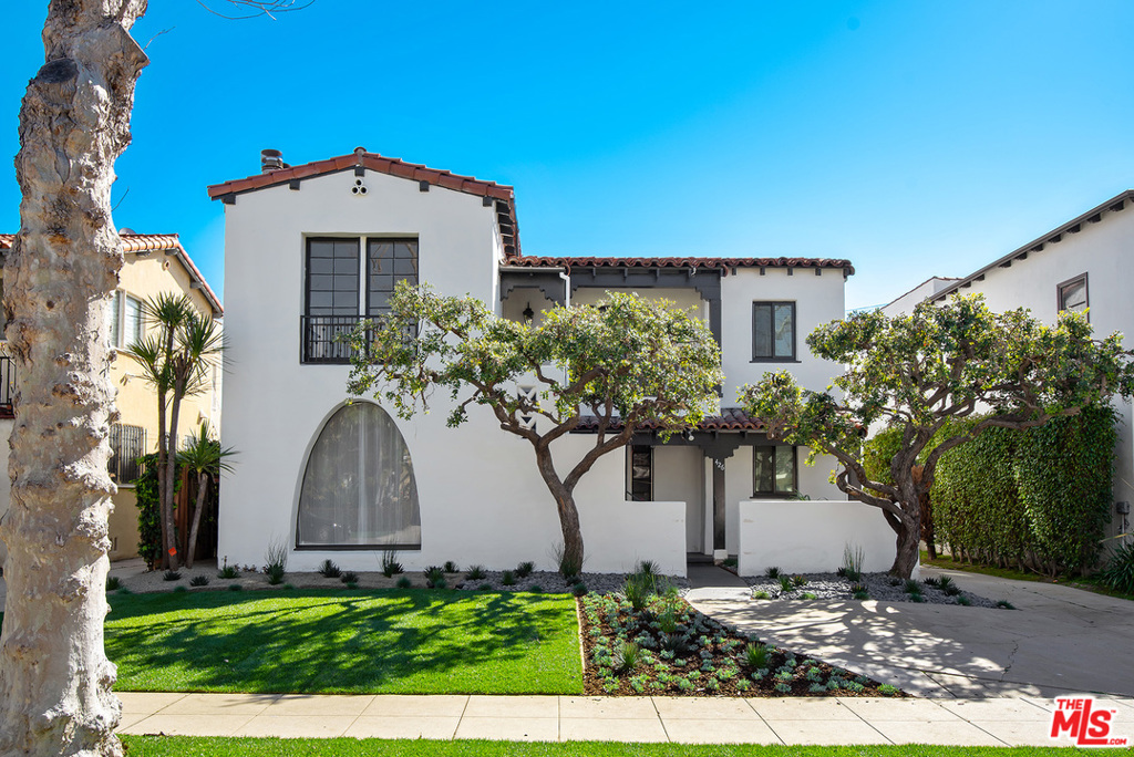 426 S Bedford Drive, Beverly Hills, CA 90212