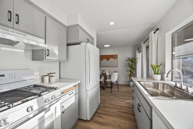 1628 Tapir Circle, Ventura CA: https://media.crmls.org/mediaz/ca56c05c-72e8-4746-8bf4-bd8b02d400fb.jpg