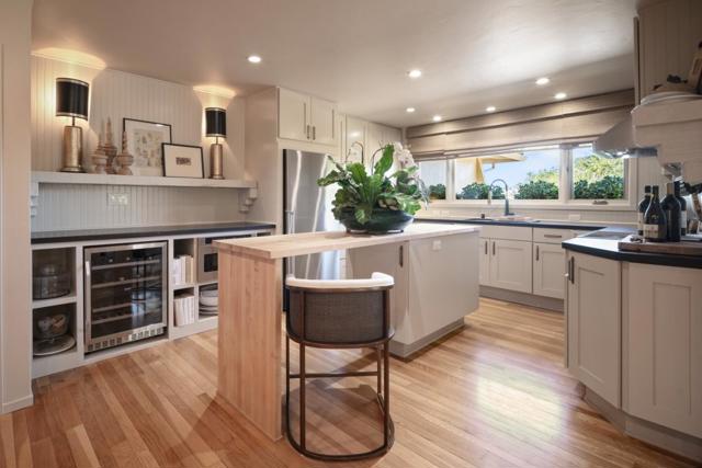 12500 Saddle Way, Carmel Valley CA: https://media.crmls.org/mediaz/ca579997-0881-4eba-91e3-e81d01bf1c89.jpg