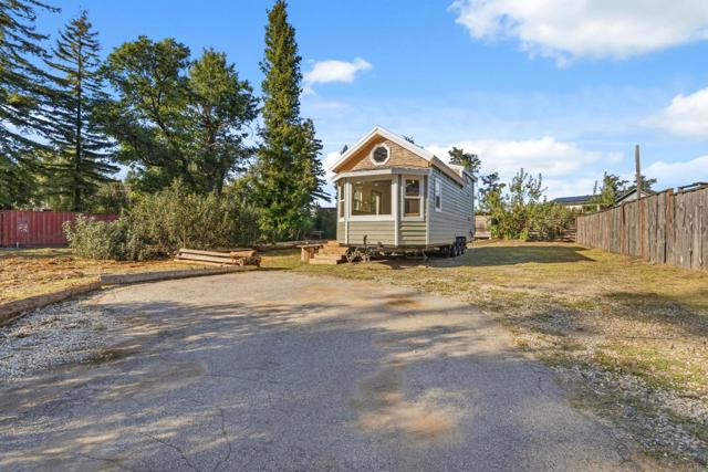 15 Braemoor Drive, Santa Cruz CA: https://media.crmls.org/mediaz/ca57b737-adaa-4240-be14-053412104549.jpg