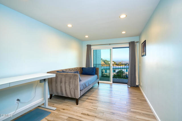 Detail Gallery Image 23 of 58 For 886 Winding Way Dr, Ventura,  CA 93001 - 2 Beds | 2/1 Baths