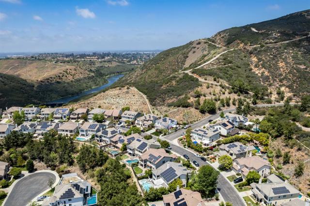 1569 Glencrest Drive, San Marcos CA: https://media.crmls.org/mediaz/ca584937-f830-43d6-aa6b-61a7a8dd52a3.jpg