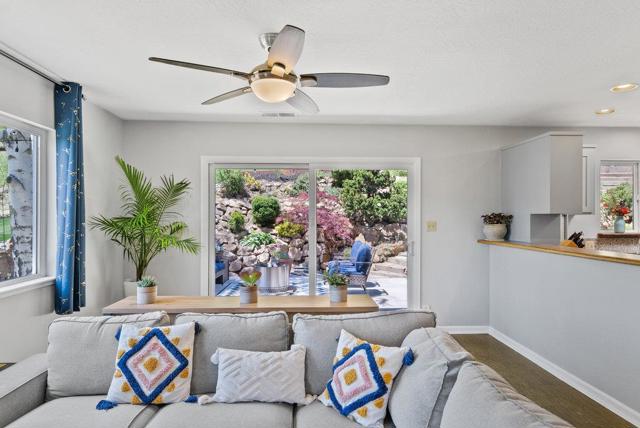 6443 E Zayante Road, Felton CA: https://media.crmls.org/mediaz/ca595595-361f-444c-a071-38d73413bdfd.jpg