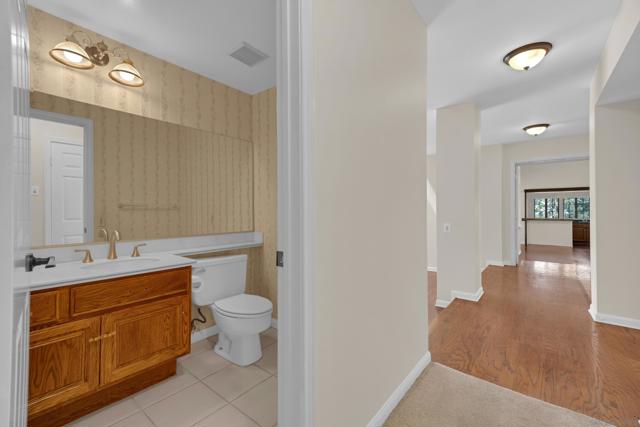 15235 Crestview Ct, Poway CA: https://media.crmls.org/mediaz/ca59ca61-630d-4aa2-84d4-02fd79c5dad6.jpg