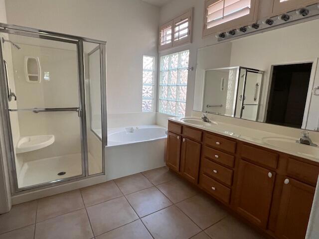 78513 Sunrise Mountain, Palm Desert CA: https://media.crmls.org/mediaz/ca59def7-5b80-4845-966b-e9901177b6f4.jpg