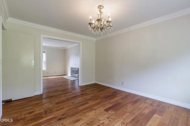 5991 Canon Court, Ventura CA: https://media.crmls.org/mediaz/ca5a3c5f-242e-4507-a24e-b5cbba8e711b.jpg