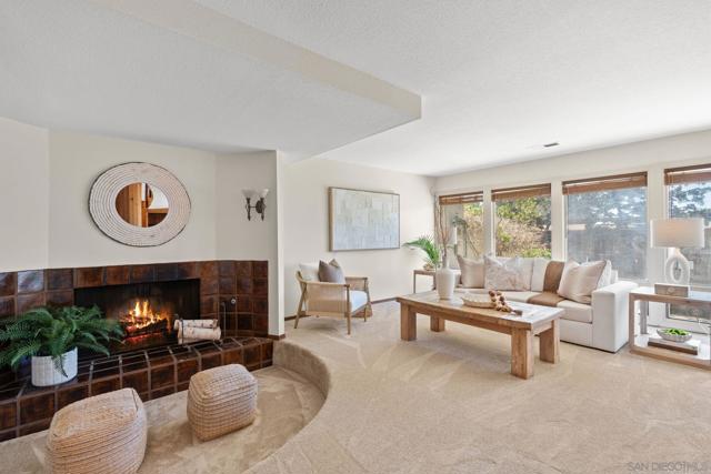 13635 Pine Needles, Del Mar CA: https://media.crmls.org/mediaz/ca5b1653-b36e-4c1b-8c3f-661cf9651c48.jpg