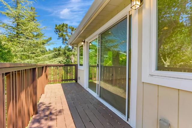 17 Muth Drive, Orinda CA: https://media.crmls.org/mediaz/ca5b7dfe-9177-4c30-96cc-934ed29212b8.jpg