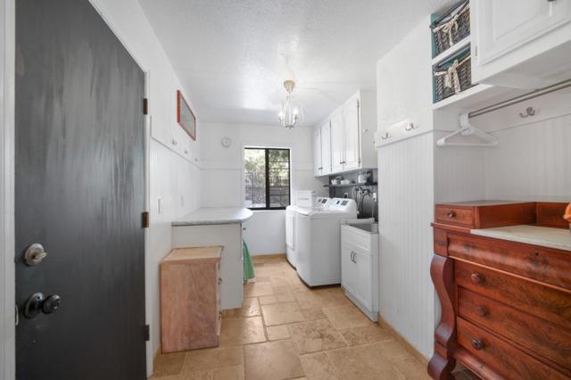 17750 Trumpp Court, Morgan Hill CA: https://media.crmls.org/mediaz/ca5bfad9-ad09-4590-a284-96befeead251.jpg