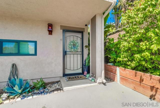 7797 Stalmer St, San Diego CA: https://media.crmls.org/mediaz/ca5c638e-4a26-4740-943f-62423b233633.jpg