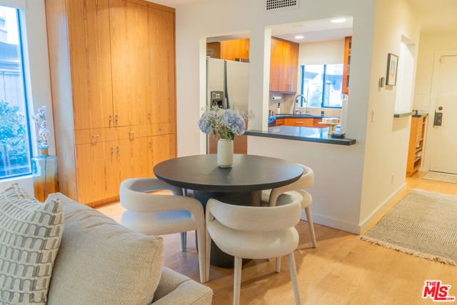 880 Hilldale Avenue, West Hollywood CA: https://media.crmls.org/mediaz/ca5d8287-60ae-4326-8a3e-34c0a79d4ec3.jpg