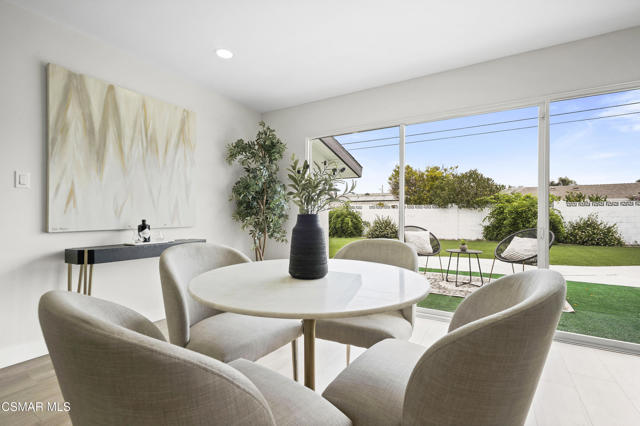 174 Wendy Drive, Thousand Oaks CA: https://media.crmls.org/mediaz/ca5da6c2-605a-49e7-aa52-fd863016e069.jpg
