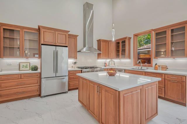 170 Winona Avenue, Pacifica CA: https://media.crmls.org/mediaz/ca5e79bf-fd1c-4f9c-85b2-657beb1496e5.jpg