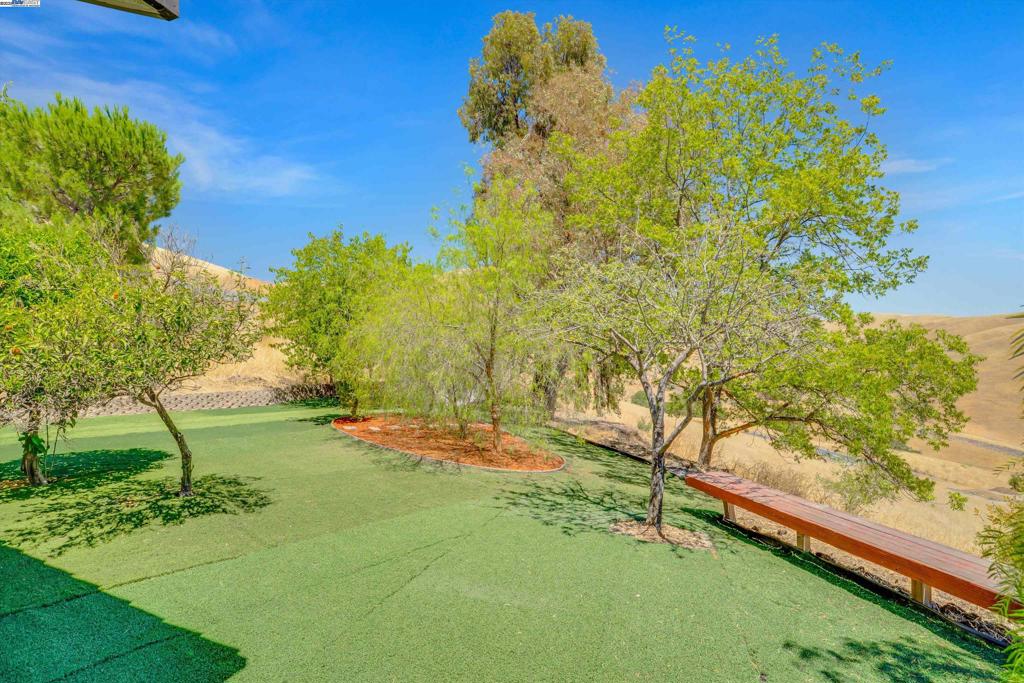 MLS #41104675 img 29