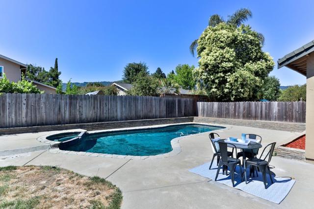 970 W 6th Street, Gilroy CA: https://media.crmls.org/mediaz/ca61c4fb-4374-4231-b3d7-9b76e80544ed.jpg