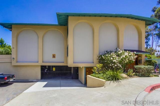 2609 Pico Pl, San Diego CA: https://media.crmls.org/mediaz/ca61e8ac-a7ff-41a3-83f9-65ed51ccb1f8.jpg