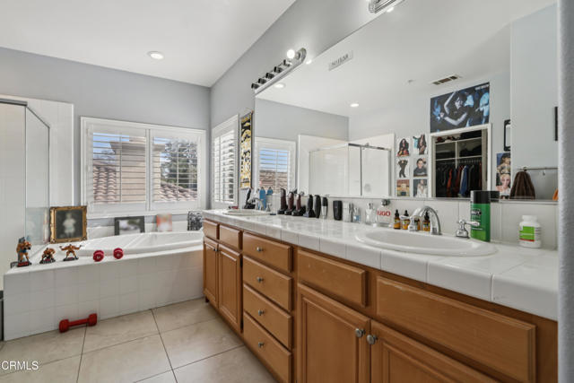 Detail Gallery Image 28 of 37 For 2030 Ocaso Pl, Oxnard,  CA 93030 - 4 Beds | 2/1 Baths